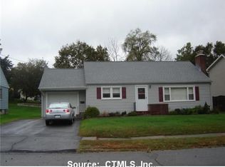 77 Wilbur Ave, Meriden, CT 06450