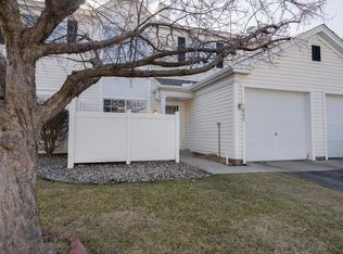 1933 Southcross Dr #2007, Burnsville, MN 55306