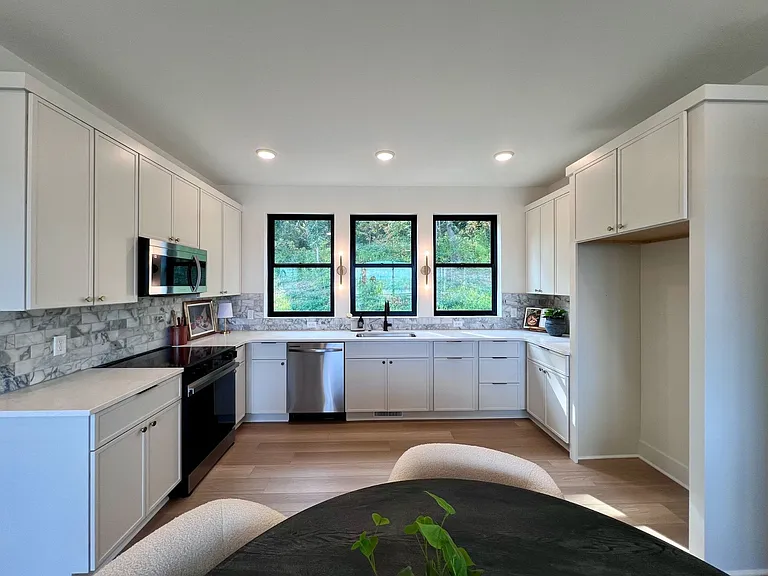 Bricktop 36 Townhomes - BRAND NEW — Photo 8