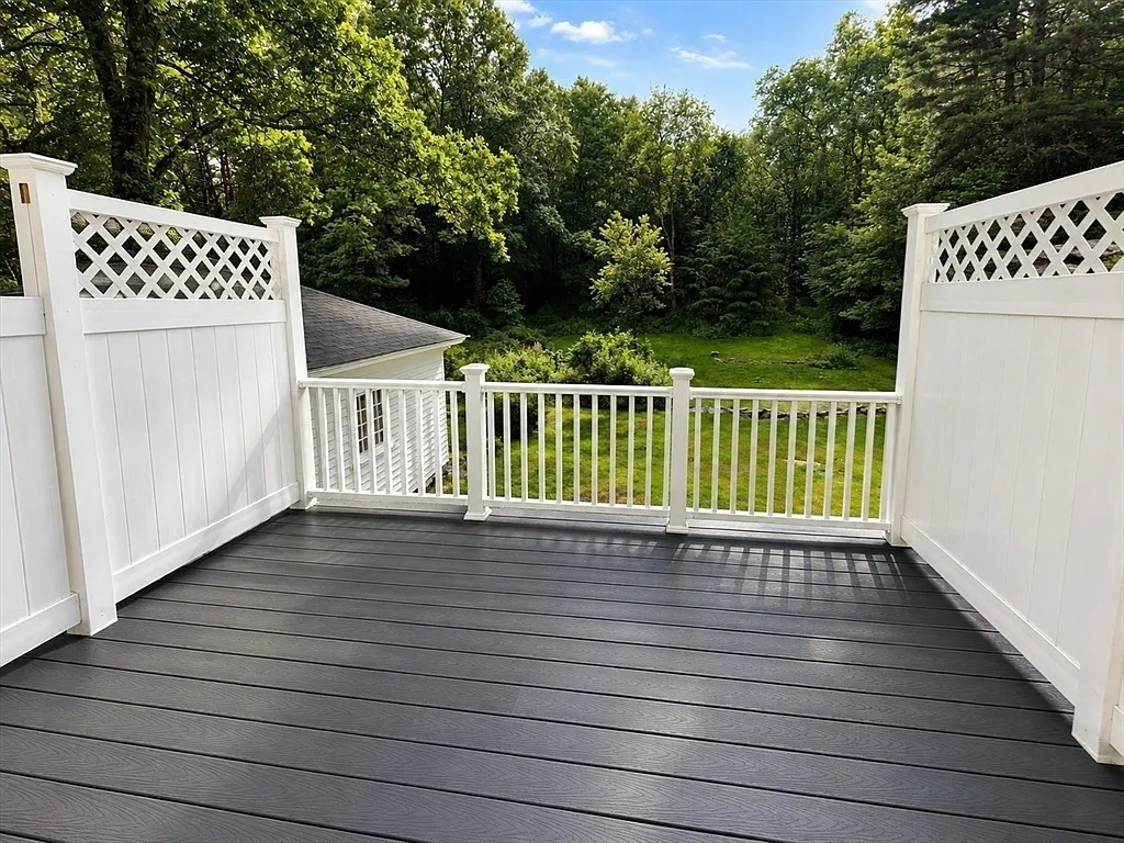 2 bed, 1.0 bath, 1200 sqft, $2,500 — Photo 2