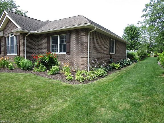 4th image of 1350 Wildwood Dr