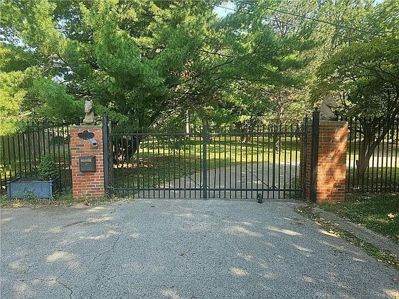 2nd image of 6501 Englewood Ave