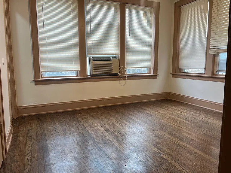 8253 S Maryland Ave #1 — Photo 21