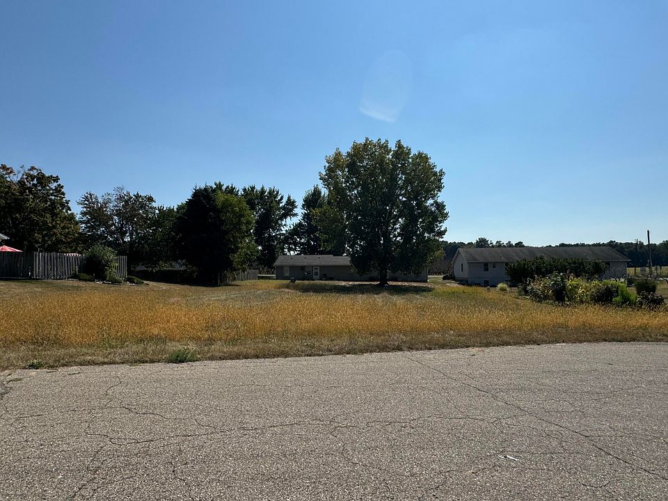 2nd image of 6130 Sandy Hill Dr