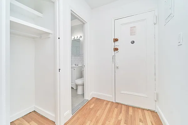 Rented by Living New York | media 19