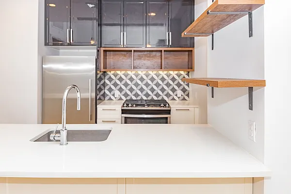 Rented by MySpaceNYC | media 3