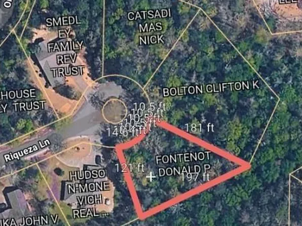 6 Riqueza Ln, Hot Springs Village, AR 71909