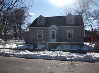 30 Savoy Ave, Springfield, MA 01104