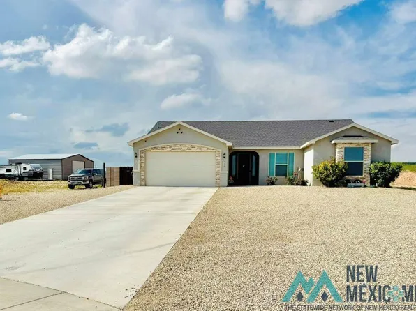832 Calamity Jane Dr, Carlsbad, NM 88220