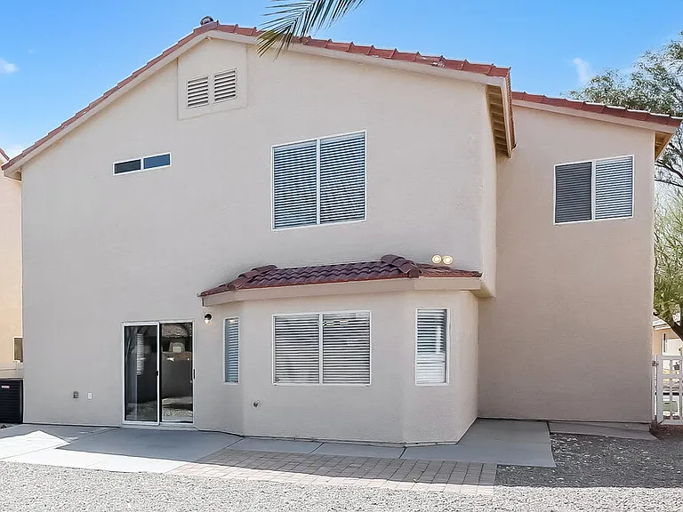 4944 Sapphire Light St — Photo 16