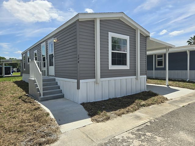 1st image of 174 Casebier St #174