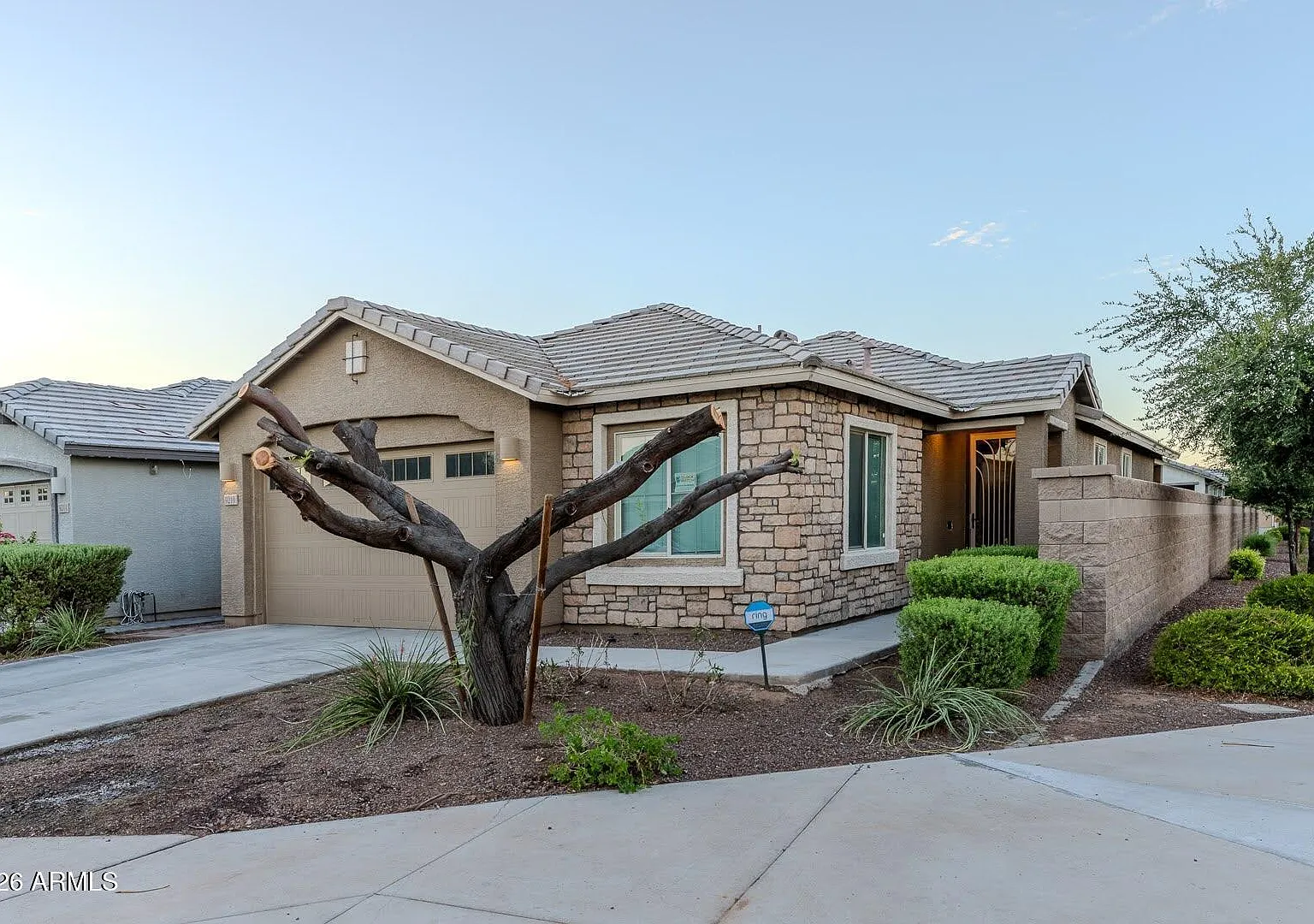 4 bed, 2.0 bath, 1791 sqft, $2,300 — Photo 3