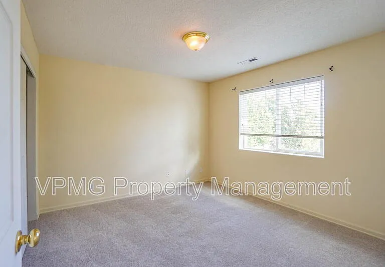 2214 NW 7th St — Photo 18