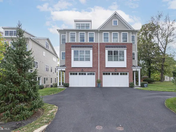 166 Old York Rd, New Hope, PA 18938