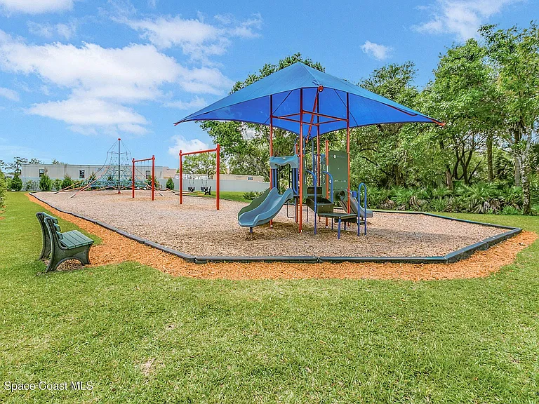 8019 Marquette Dr — Photo 42