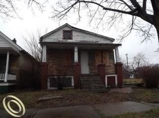 13545 Fleming Ave, Hamtramck, MI 48212