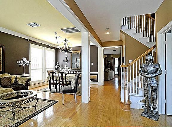 2nd image of 1405 Brookside Dr