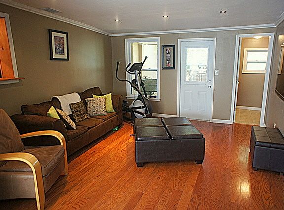 3rd image of 3701 W Kensington Ave