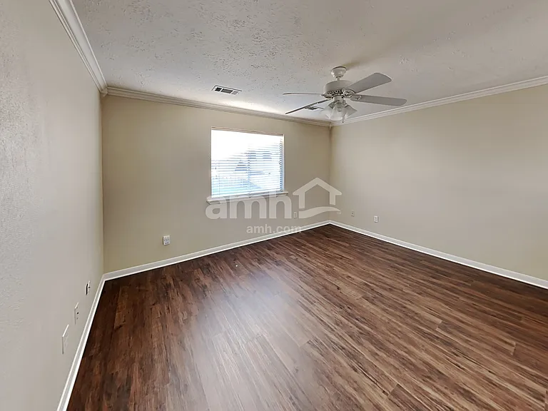 4422 Hardwood Glen Dr — Photo 11