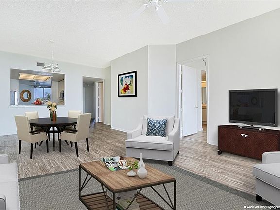 4th image of 1560 Gulf Blvd APT 405