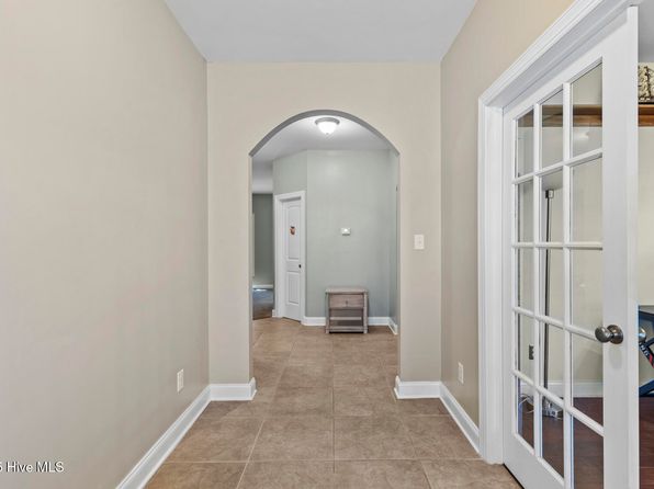 506 Newhan Court, Hubert, NC 28539