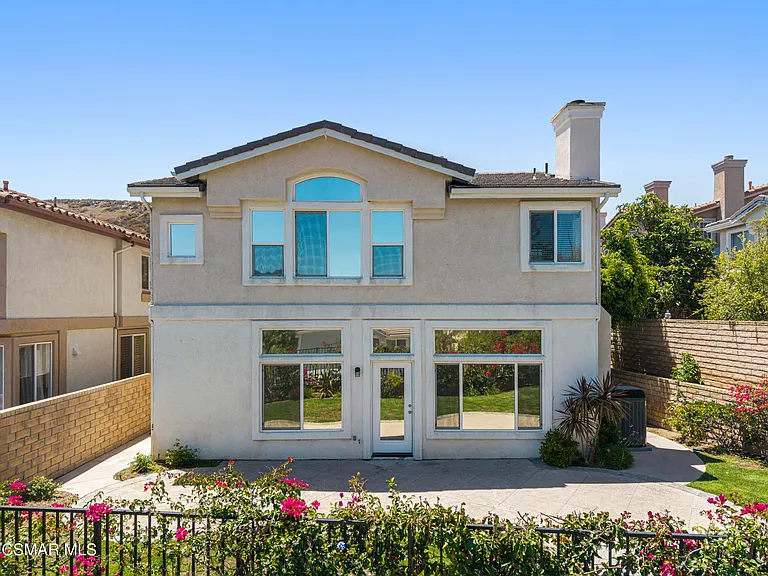 2946 Venezia Ln — Photo 30