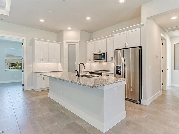 2nd image of 3822 SW 20th Pl