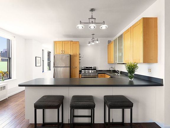 3rd image of 75 Livingston St APT 15A