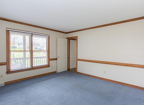 4th image of 8308 Plum Grove Dr