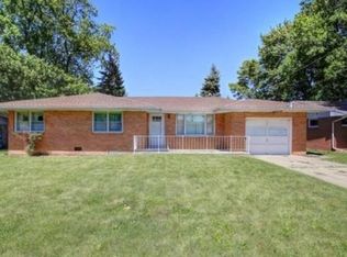 2210 Roland Dr, Champaign, IL 61821