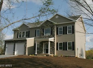 19531 Portsmouth Dr, Hagerstown, MD 21742