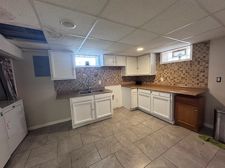 8227 Riverview St — Photo 11