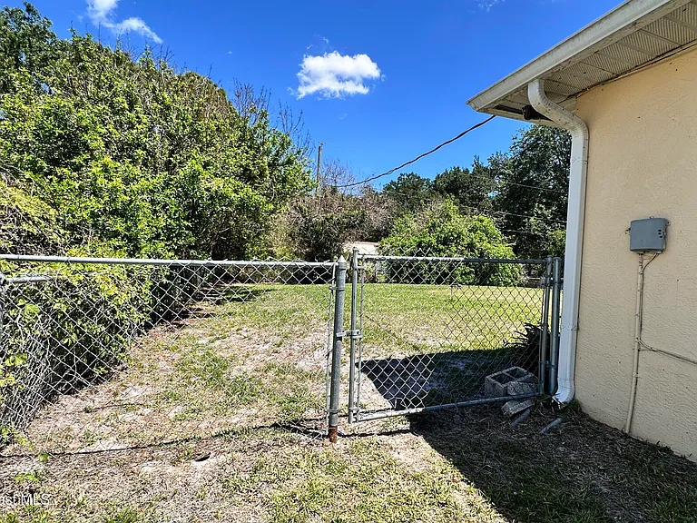 931 Commerce Rd SE — Photo 19