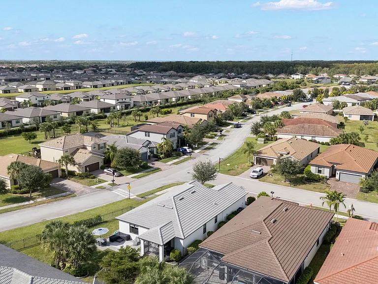 16000 Palmetto Prairie Dr — Photo 48