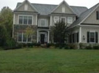 17512 Carlson Farm Dr, Germantown, MD 20874