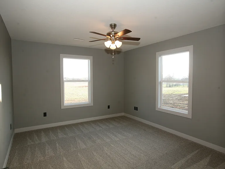 11820 Ridgeway Dr — Photo 8