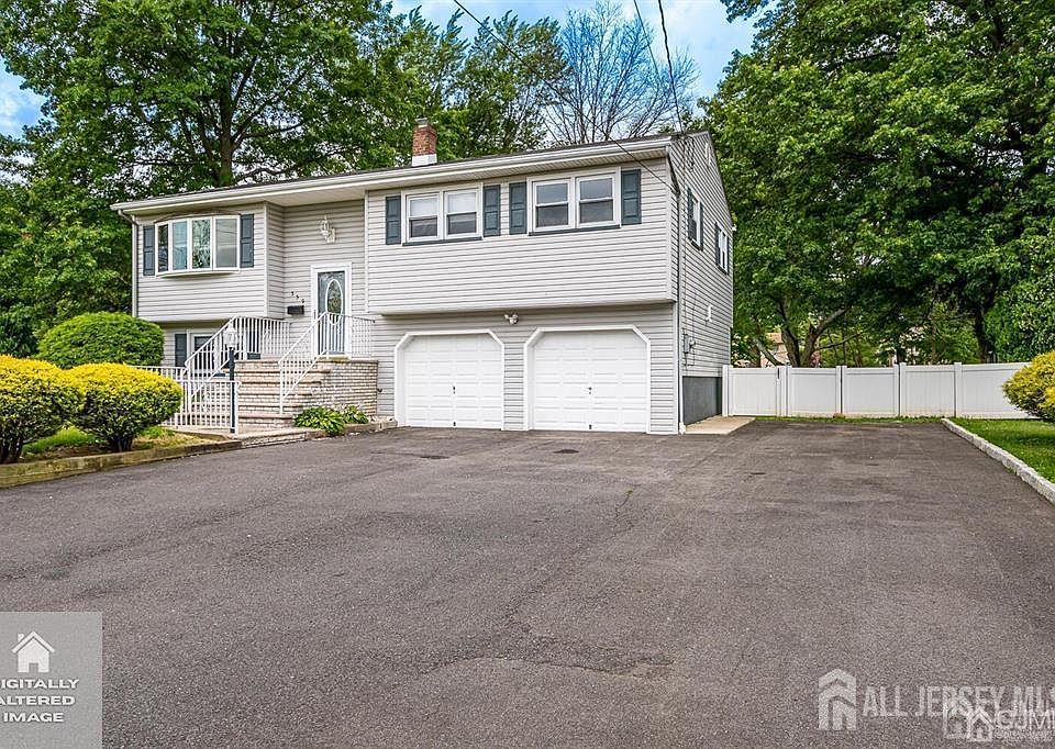 1st image of 559 Wood Ave
