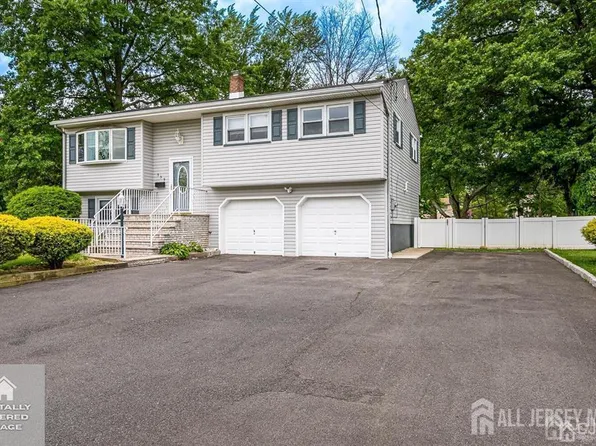 559 Wood Ave, Edison, NJ 08820