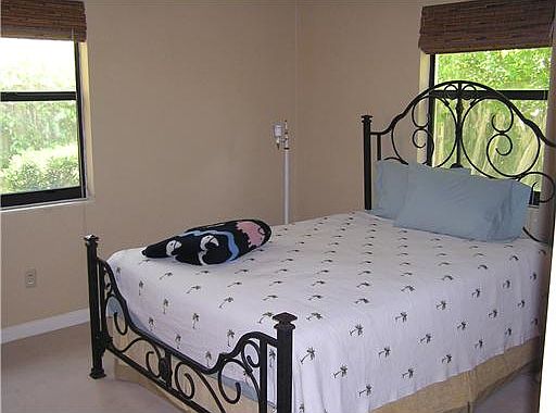 2nd image of 318 Linda Ln