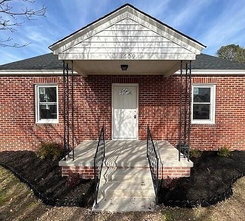 4th image of 1609 W Washington Avenue