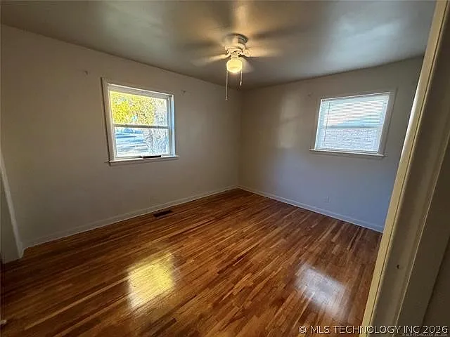 705 W Norman St — Photo 13