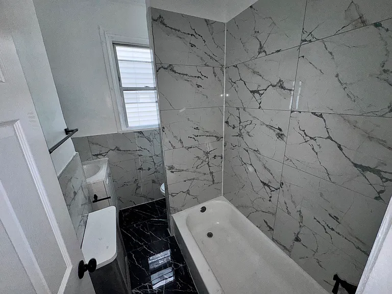 49 Norwood St #2F — Photo 2