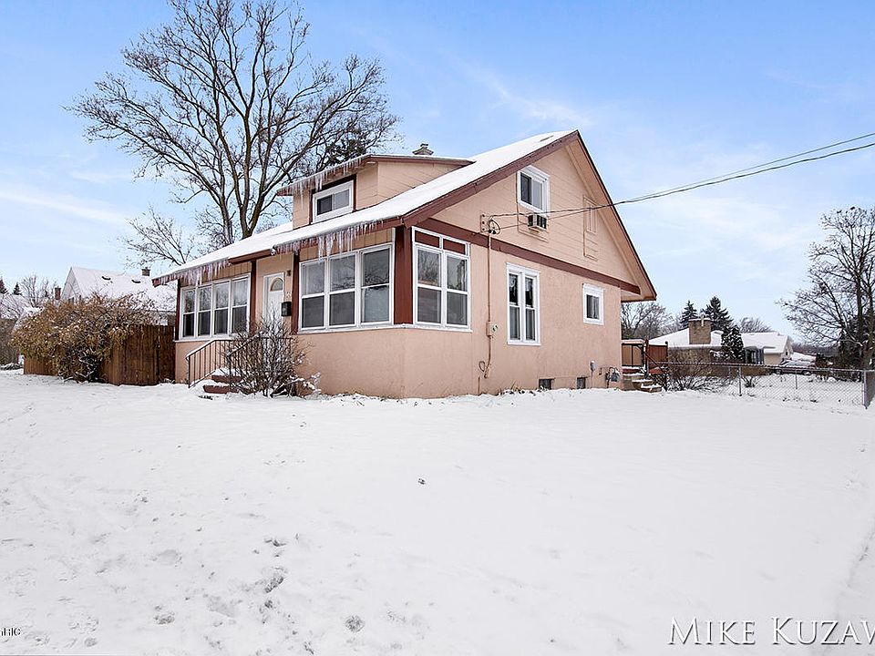 1st image of 1361 Leonard St NE