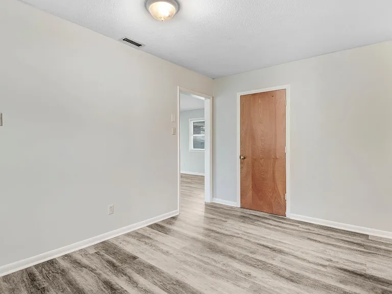 151 Scott Hills Dr #D-1 — Photo 18