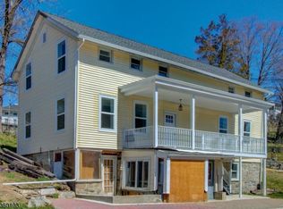 2 Main St, Blairstown, NJ 07825