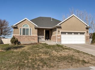 2554 S 2000 W, Syracuse, UT 84075