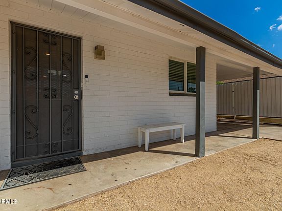 2nd image of 4628 E Holly St