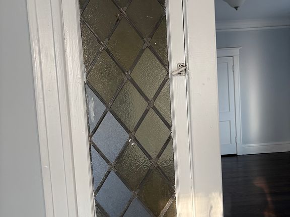 3rd image of 6321 Clemens Ave Floor 2