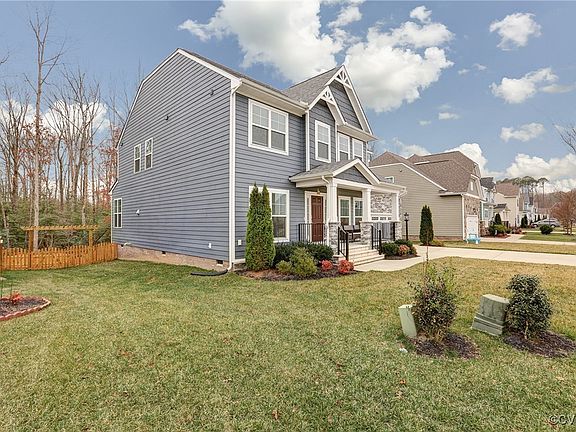 5th image of 10779 Forest Hollow Ct