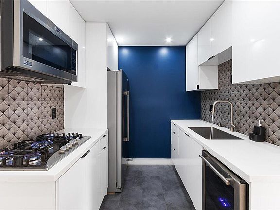 4th image of 4525 Ramona Ave APT 10